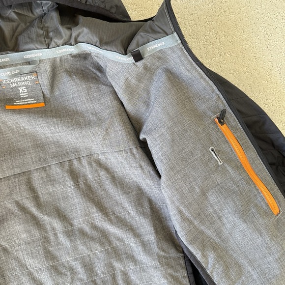 Icebreaker MerinoLOFT Helix Long Sleeve Zip Hood Jacket Women's XS Black $300 - Picture 7 of 12